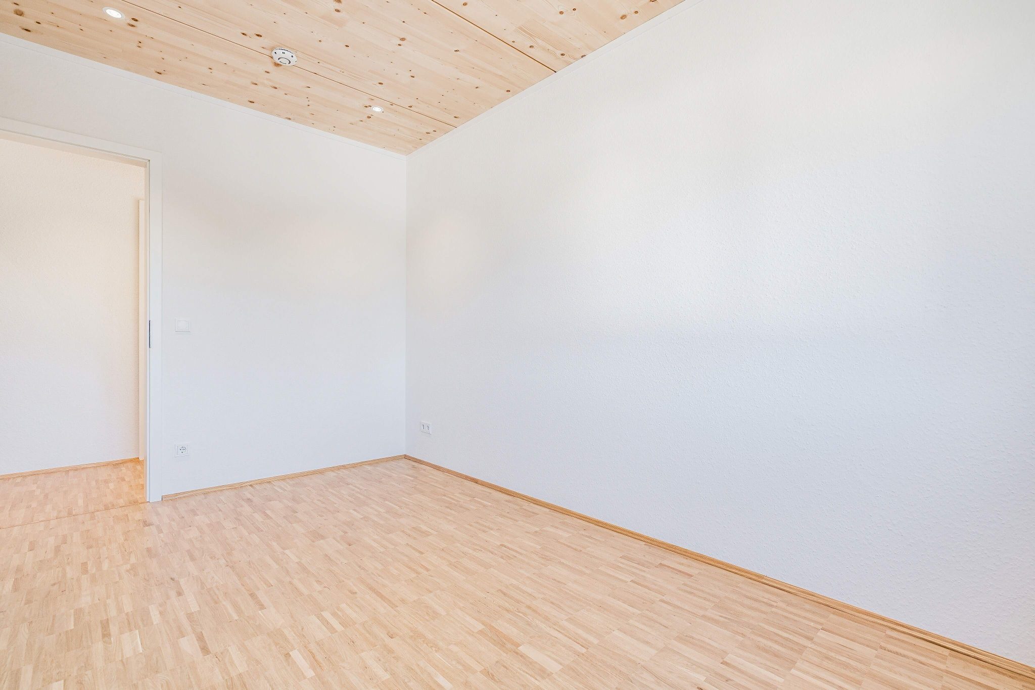 Immobilienangebot - Dettenheim - Alle - Schnell sichern ! :NEUBAU: 4 Zimmerwohnung im 2. Obergeschoss mit Loggia