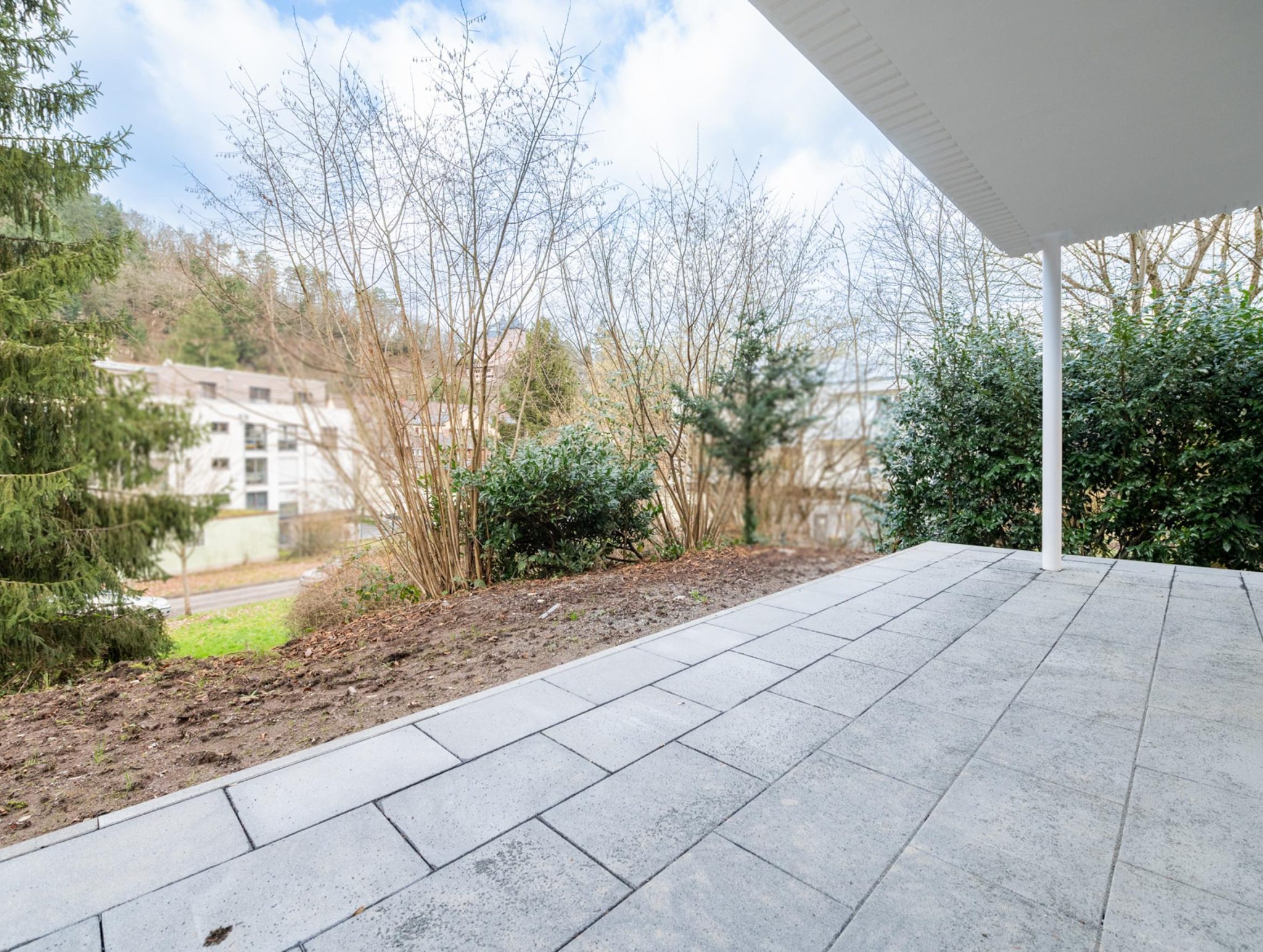 Immobilienangebot - Baden-Baden - Alle - Modernisiertes 4-FMH in begehrter Lage von Baden-Baden!