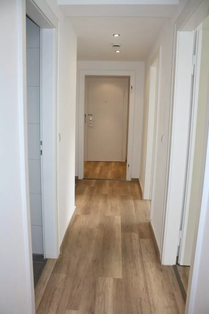 Immobilienangebot - Karlsruhe - Alle - WG geeignete 4 Zimmer-Wohnung in Karlsruhe-Südstadt zu vermieten