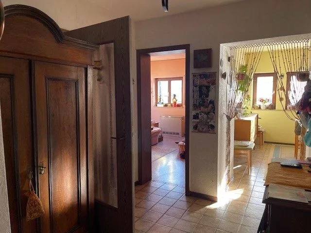 Immobilienangebot - Rheinstetten - Alle - EFH mit Einliegerwohnung und Garagen in zentraler Lage