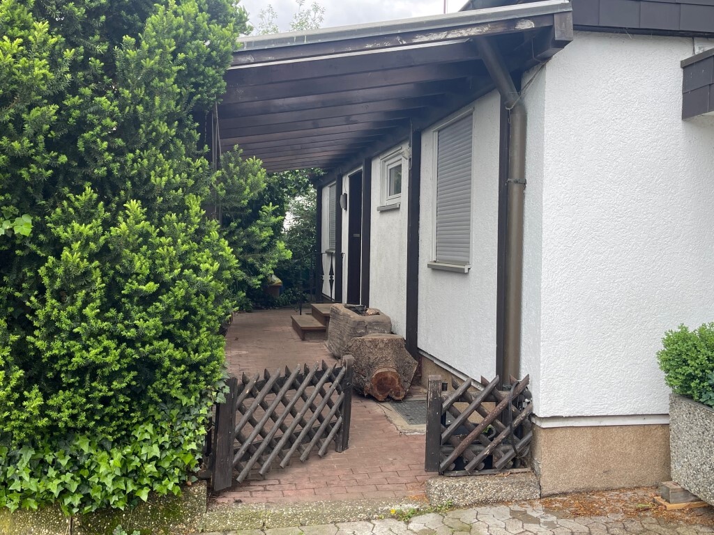 Immobilienangebot - Achern - Alle - *Renovierungsbedürftiges* Einfamilienhaus mit Garage und Garten in Oberachern zu verkaufen !