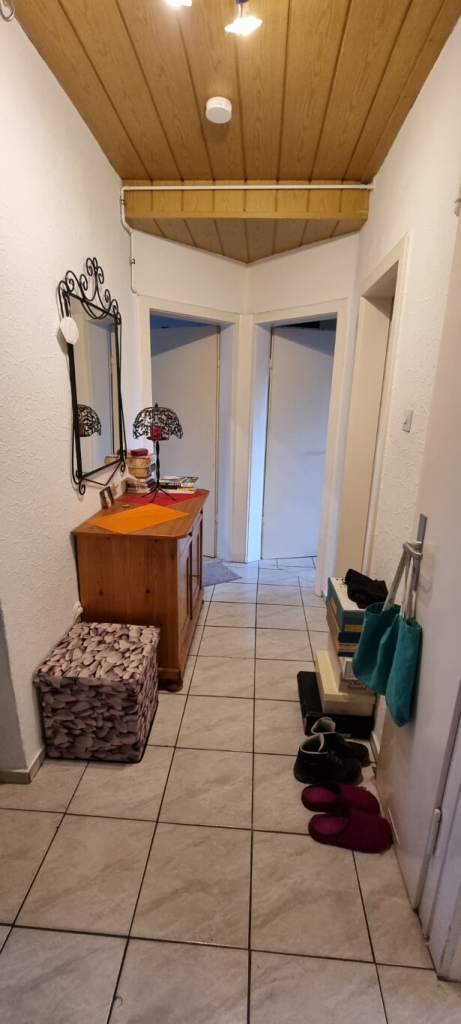 Immobilienangebot - Karlsruhe - Alle - 3 Zimmer Dachgeschosswohnung -WG geeignet- in zentraler Lage von Karlsruhe!