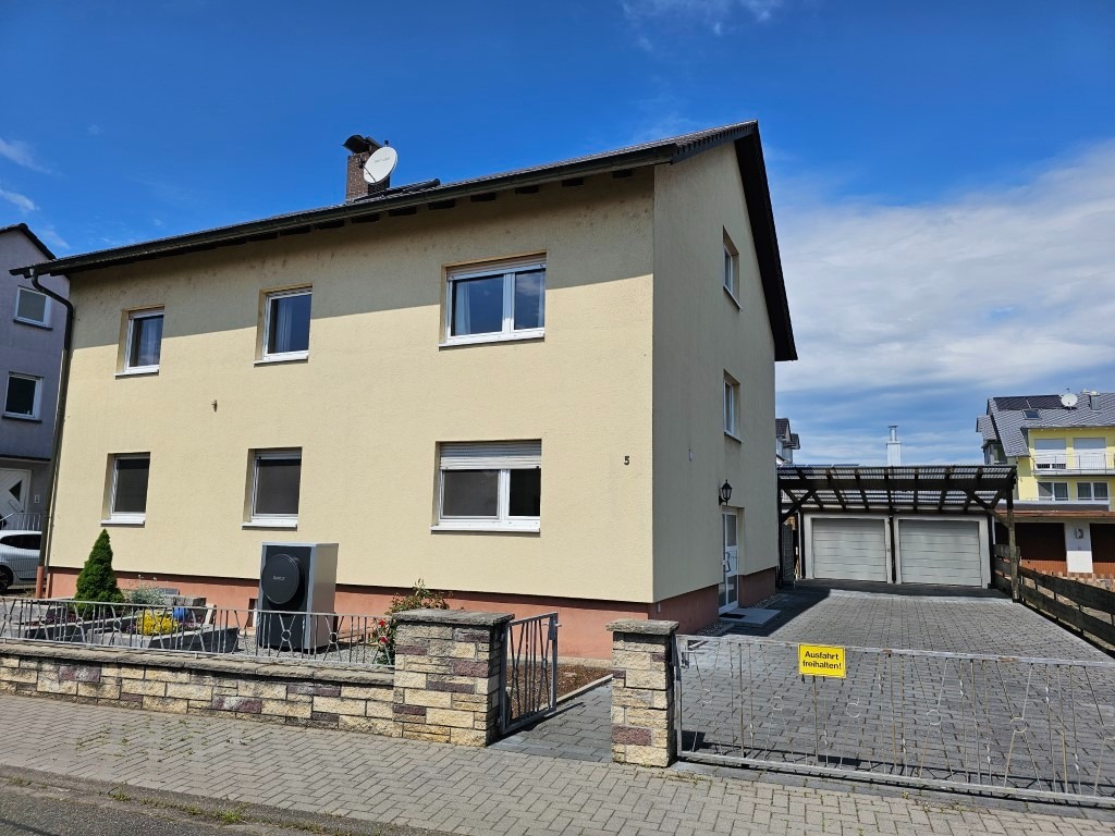 Immobilienangebot - Dettenheim - Alle - :NEU: 4 Zimmer Erdgeschosswohnung mit Terrasse und Garten