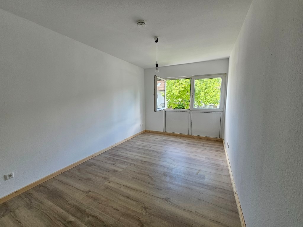 Immobilienangebot - Karlsruhe - Alle - 1 Zimmerwohnung in Karlsruhe-Neureut!