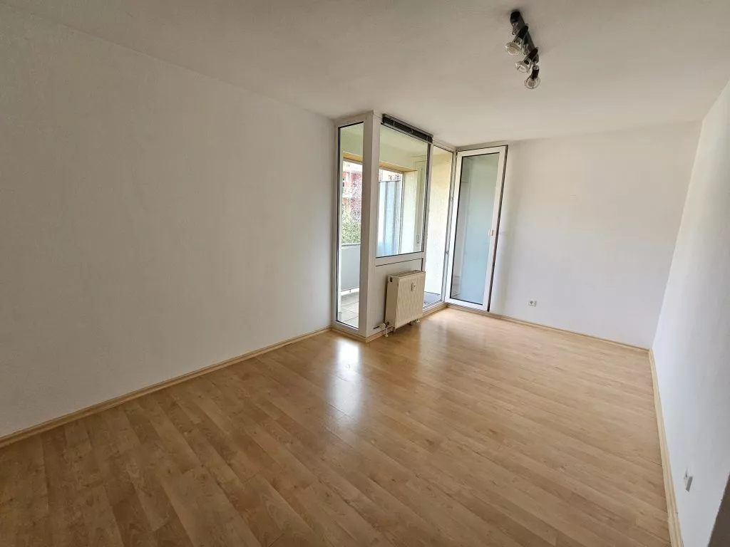 Immobilienangebot - Karlsruhe - Alle - *FREIE* 1 Zimmer Wohnung mit Balkon in zentraler Lage von Karlsruhe