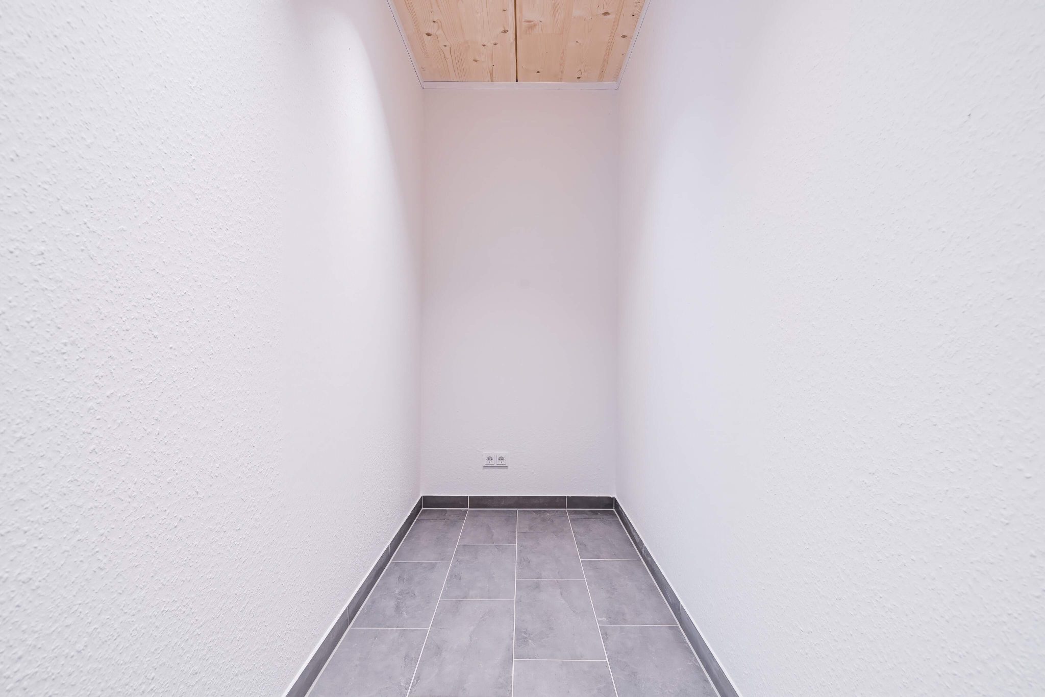 Immobilienangebot - Dettenheim - Alle - Schnell sichern ! :NEUBAU: 4 Zimmerwohnung im 2. Obergeschoss mit Loggia