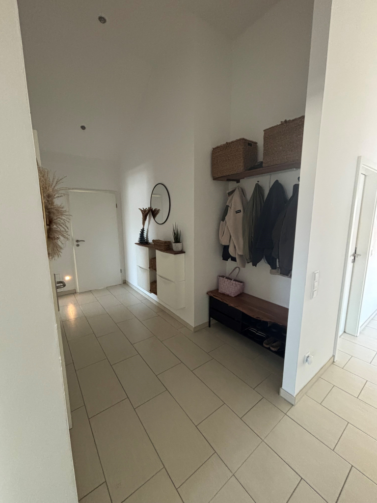Immobilienangebot - Karlsdorf-Neuthard - Alle - Einzigartige 3 Zimmer-Dachgeschosswohnung mit Balkon