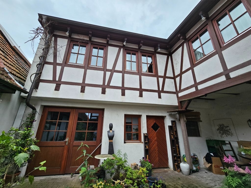 Immobilienangebot - Karlsruhe - Alle - Charmantes Fachwerkhaus zzgl. Nebengebäude in Karlsruhe-Knielingen