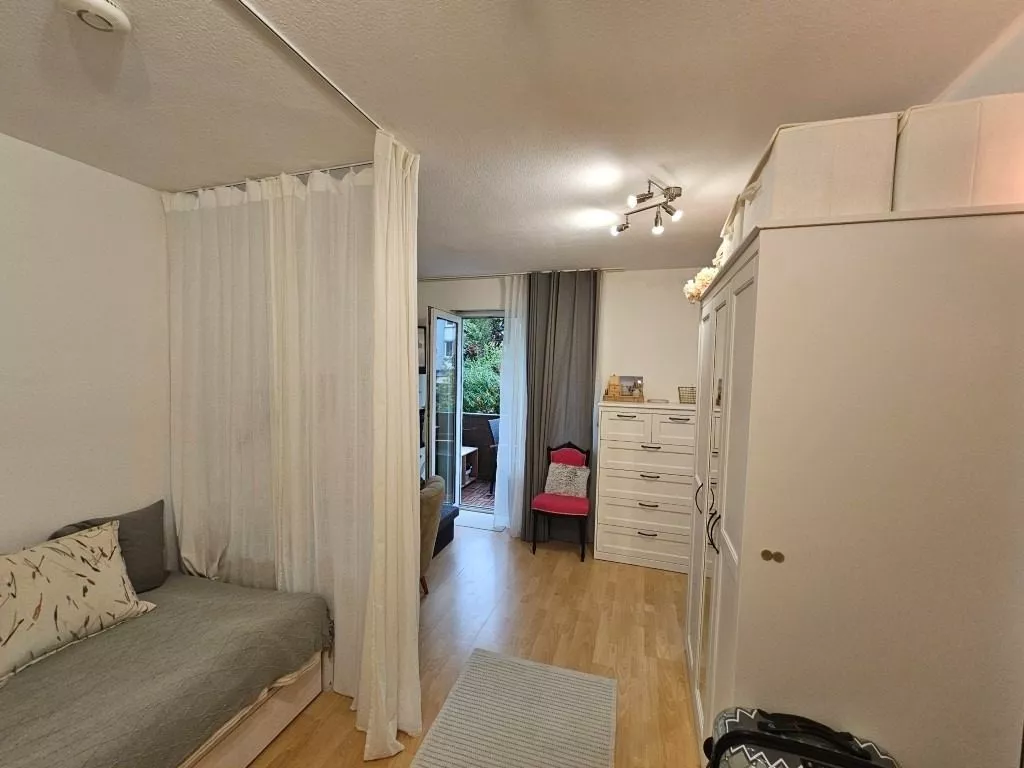 Immobilienangebot - Karlsruhe - Alle - *FREI WERDENDE* 1 Zimmer Erdgeschosswohnung mit Balkon in zentraler Lage von Karlsruhe