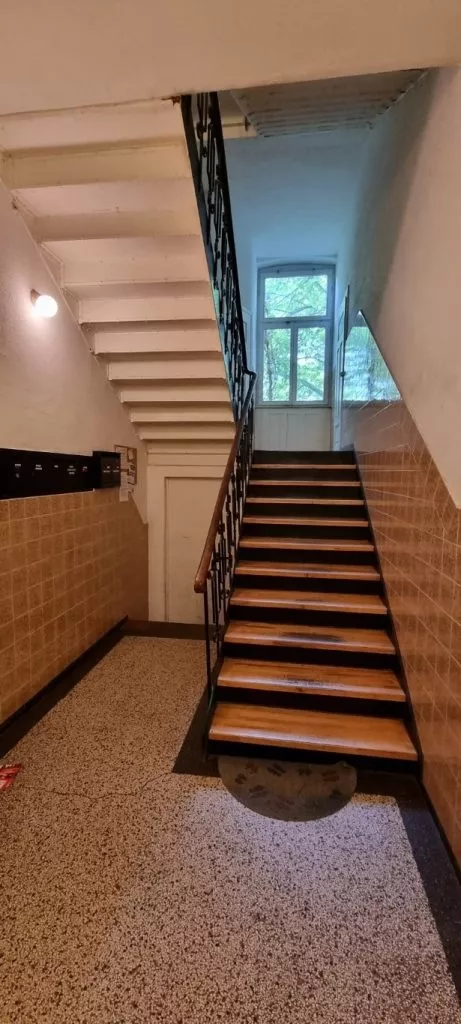 Immobilienangebot - Karlsruhe - Alle - :NEU: 2 Zimmer Dachgeschosswohnung nahe Universität zu verkaufen!