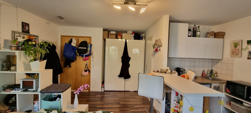 Immobilienangebot - Karlsruhe - Alle - Frei werdende 1 Zimmer Wohnung mit Balkon in zentraler Lage von Karlsruhe