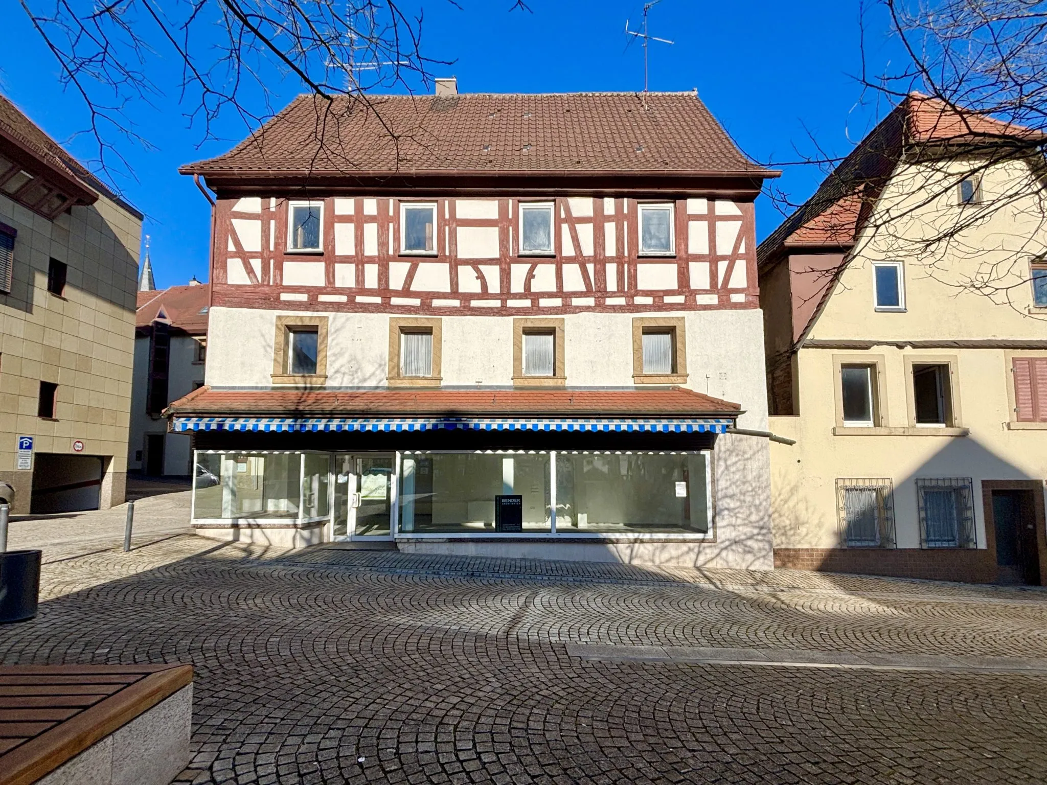 Immobilienangebot - Eppingen - Alle - Charmantes Fachwerkhaus in Eppingen mit Baugenehmigung und Zusatzwohnung
