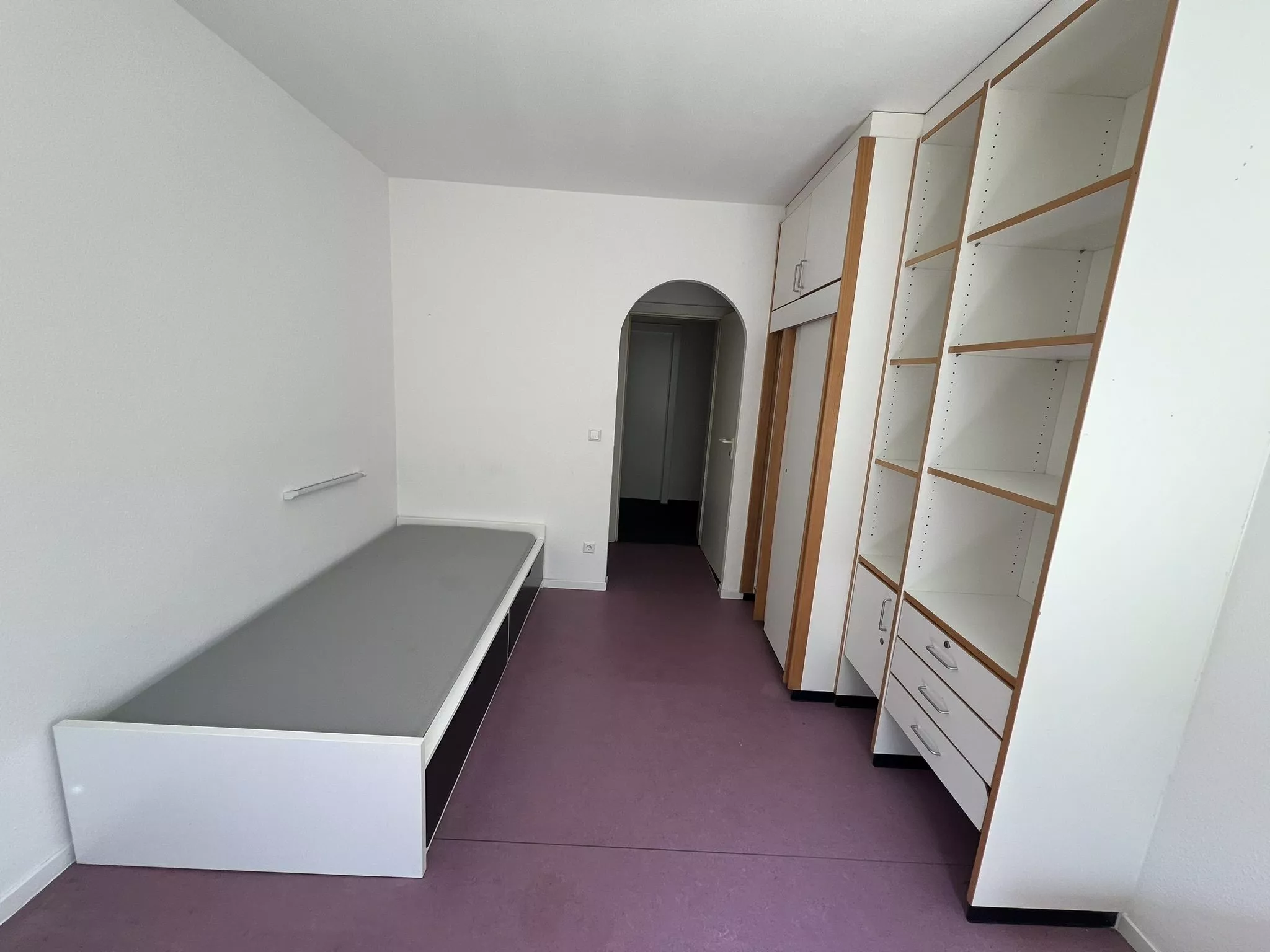 4LangZimmer Immobilienangebot - Heidelberg - Alle - Möbliertes-WG Apartment in Heidelberg-Rohrbach zu vermieten!