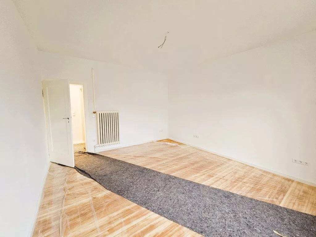 6LangZimmer Immobilienangebot - Karlsruhe - Alle - Wohnen mit Stil: Neu renovierte 4-Zimmerwohnung mit Altbaucharme in zentraler Lage von Karlsruhe