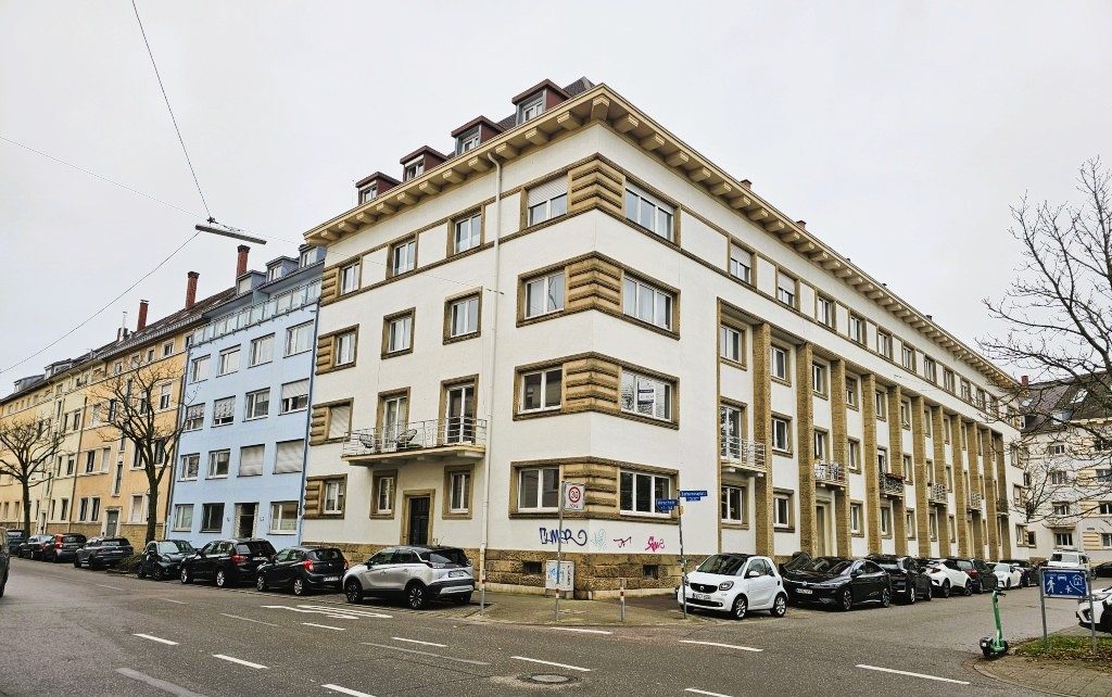 Immobilienangebot - Karlsruhe - Alle - Wohnen mit Stil: Neu renovierte 4-Zimmerwohnung mit Altbaucharme in zentraler Lage von Karlsruhe