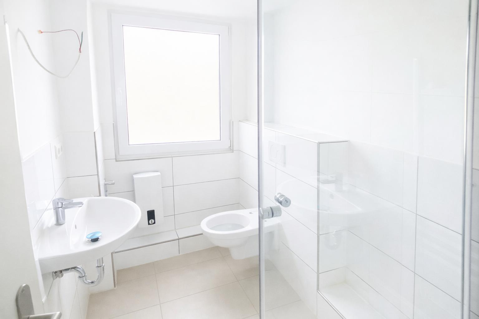 1LangTageslichtbad Immobilienangebot - Durmersheim - Alle - Stilvolles Wohnen im Dachgeschoss – Ihr Traumzuhause erwartet Sie!