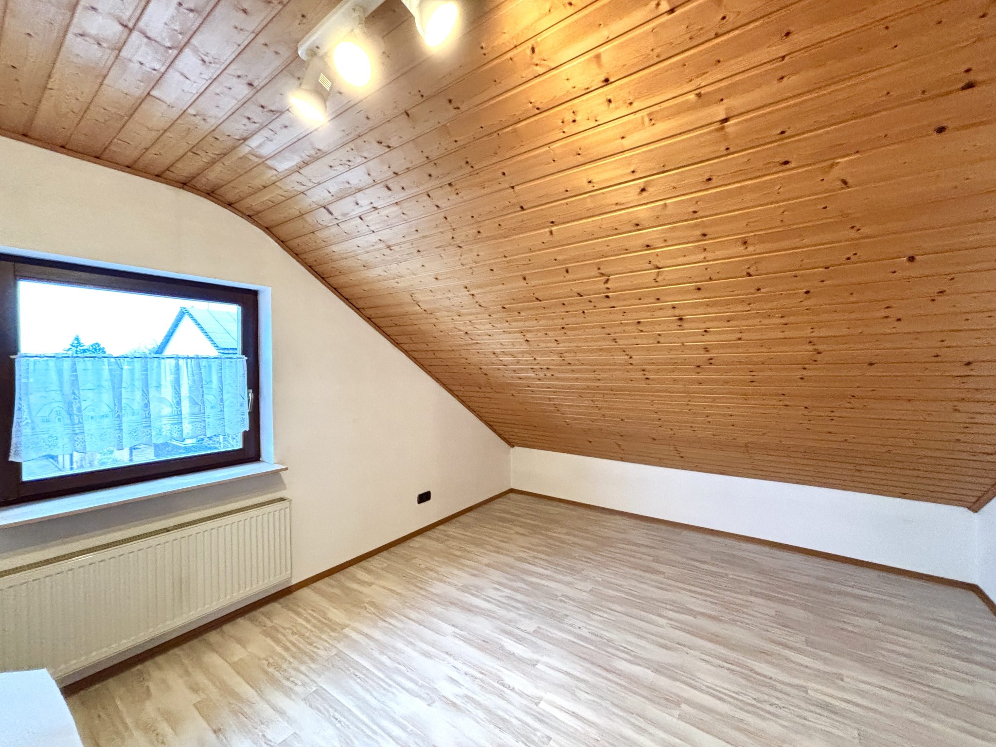 Immobilienangebot - Graben-Neudorf - Alle - Großzügig. Durchdacht. Zukunftsfähig - Charmantes Zweifamilienhaus mit Einliegerwohnung!