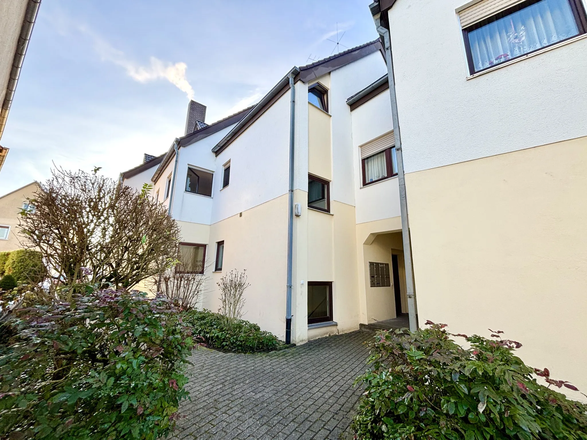 Immobilienangebot - Wörth am Rhein - Alle - Flexibel nutzbar: Gepflegte 3-Zimmer-ETW mit 2 Balkonen & Garage – ideal für Eigennutzer & Anleger!