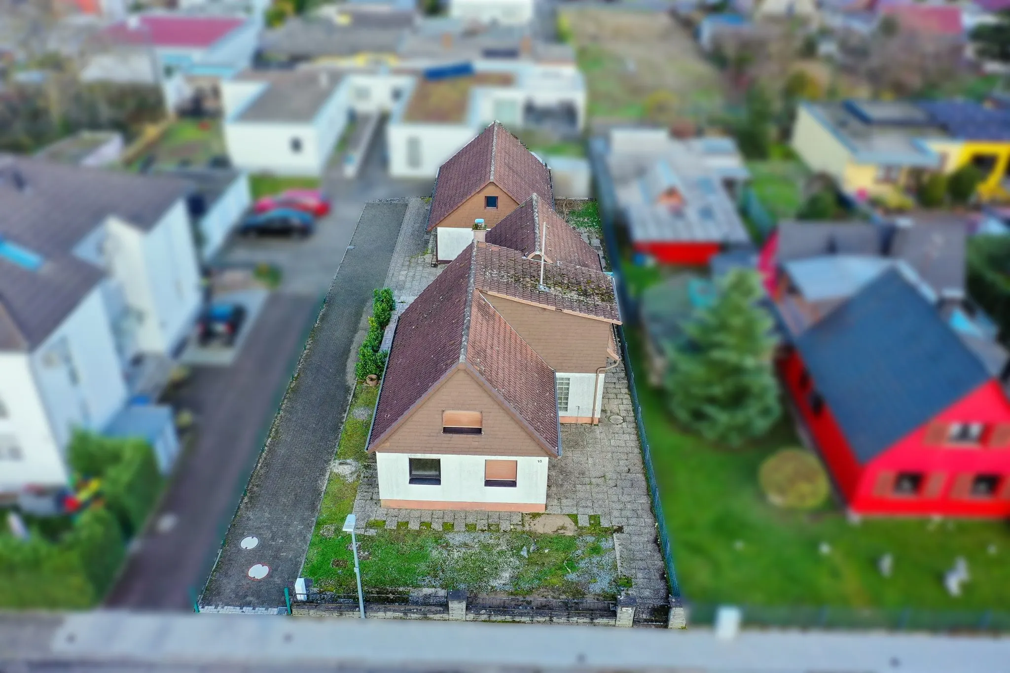 Immobilienangebot - Karlsruhe - Alle - Raum für Ihre Wohnträume: Großzügiges Grundstück mit EFH