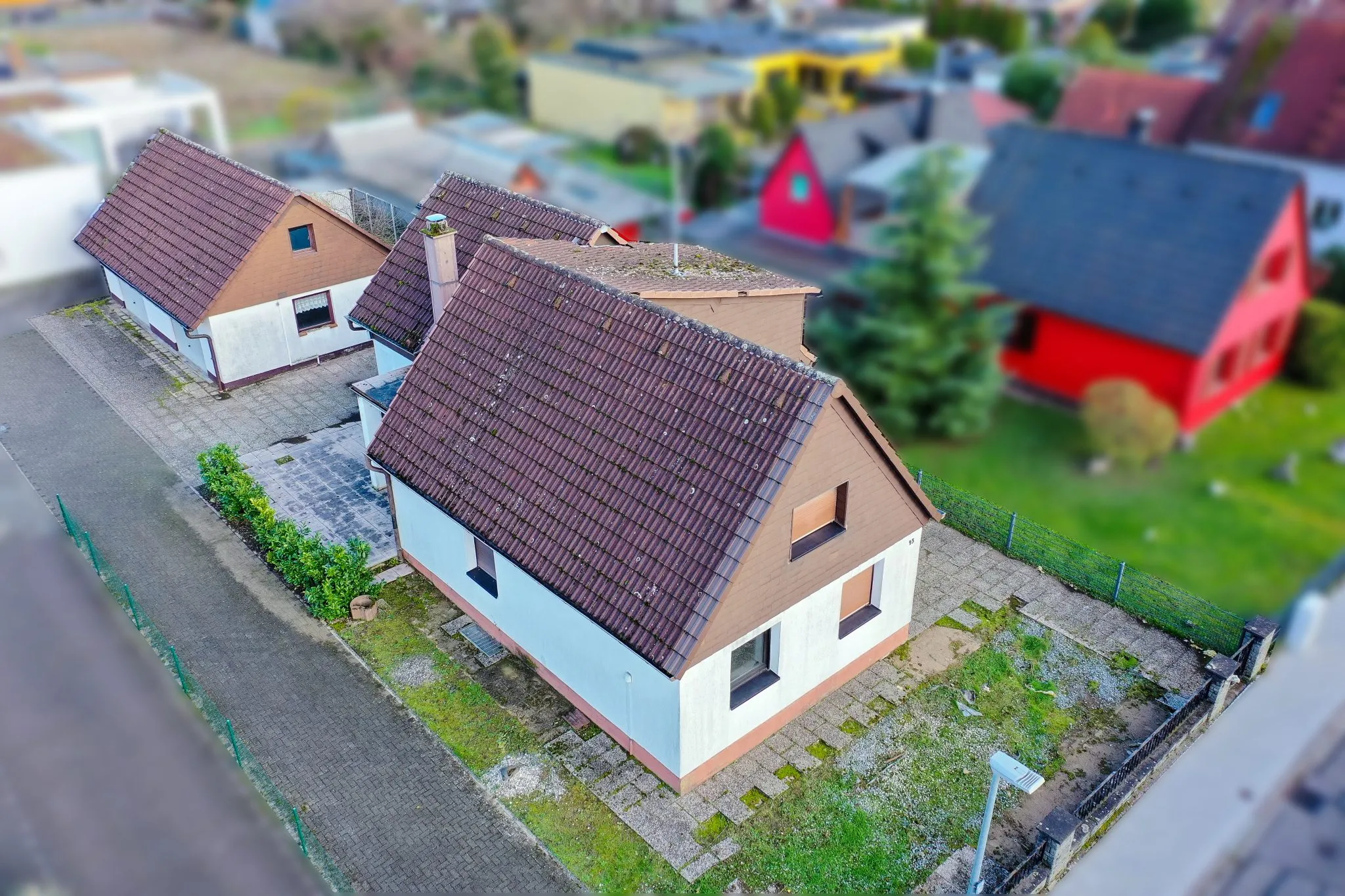 Immobilienangebot - Karlsruhe - Alle - Raum für Ihre Wohnträume: Großzügiges Grundstück mit EFH
