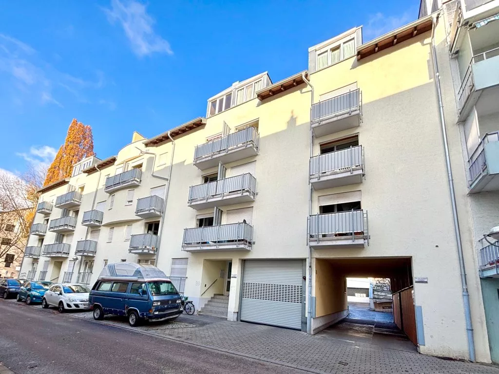 Immobilienangebot - Karlsruhe - Alle - Schöne 1 Zimmer Dachgeschosswohnung mit TG-Stellplatz in zentraler Lage!
