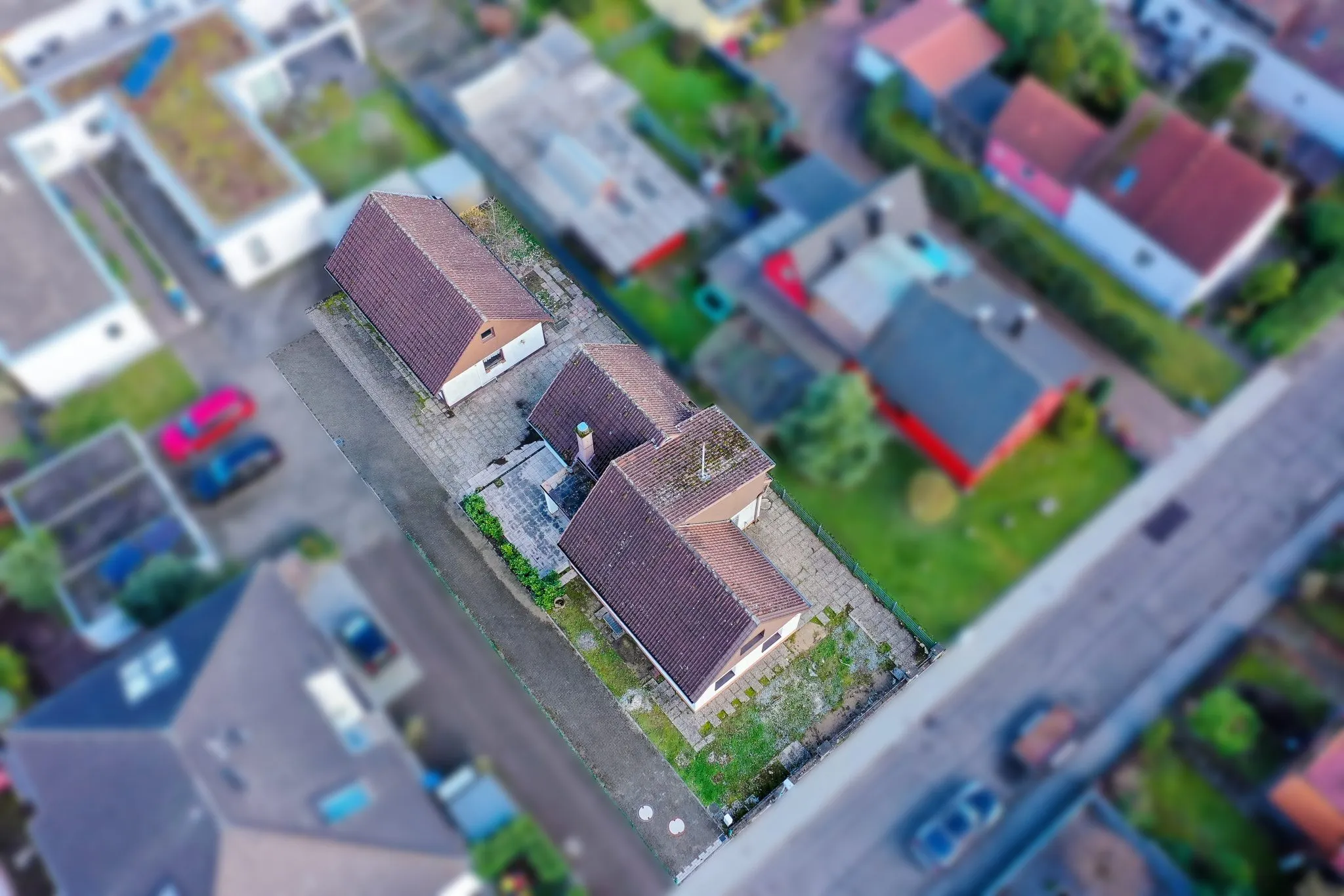 Immobilienangebot - Karlsruhe - Alle - Raum für Ihre Wohnträume: Großzügiges Grundstück mit EFH