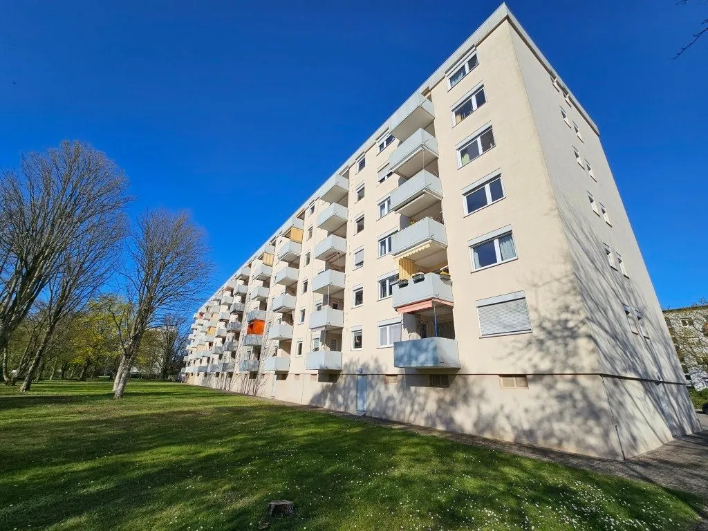 Immobilienangebot - Karlsruhe - Alle - Bezugsfrei in KA-Nordweststadt ++ 3-Zimmer-Wohnung mit Balkon, Aufzug & Garage