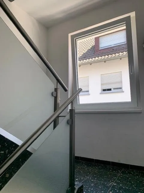 1LangTreppenhaus Immobilienangebot - Karlsruhe - Alle - Helle, möblierte 1-Zimmer-Wohnung im schönen Weiherfeld zu vermieten