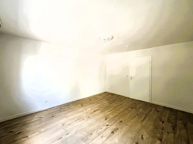 5LangSchlafzimmer Immobilienangebot - Rastatt - Alle - Erstbezug nach Renovierung: 3-Zimmer-Erdgeschosswohnung mit Balkon in Rastatt zu vermieten!