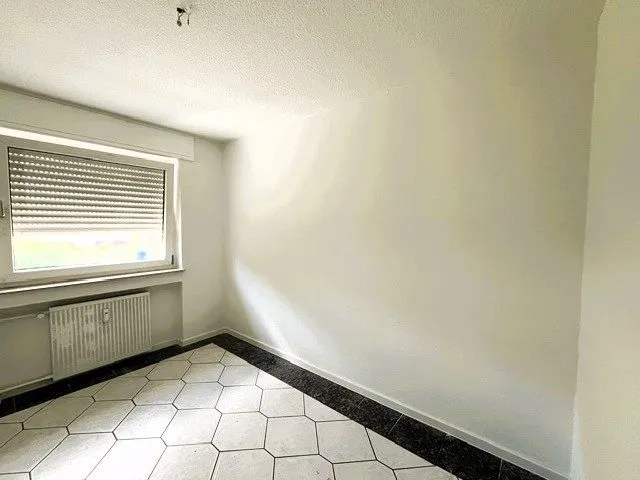 19LangKüche Immobilienangebot - Rastatt - Alle - Erstbezug nach Renovierung: 3-Zimmer-Erdgeschosswohnung mit Balkon in Rastatt zu vermieten!