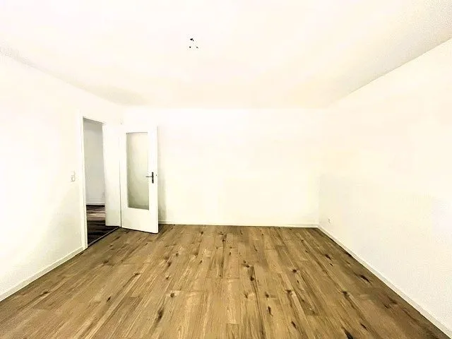 9LangWohnzimmer Immobilienangebot - Rastatt - Alle - Erstbezug nach Renovierung: 3-Zimmer-Erdgeschosswohnung mit Balkon in Rastatt zu vermieten!