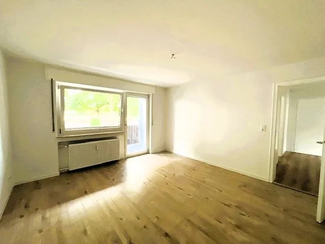 13LangWohnzimmer Immobilienangebot - Rastatt - Alle - Erstbezug nach Renovierung: 3-Zimmer-Erdgeschosswohnung mit Balkon in Rastatt zu vermieten!