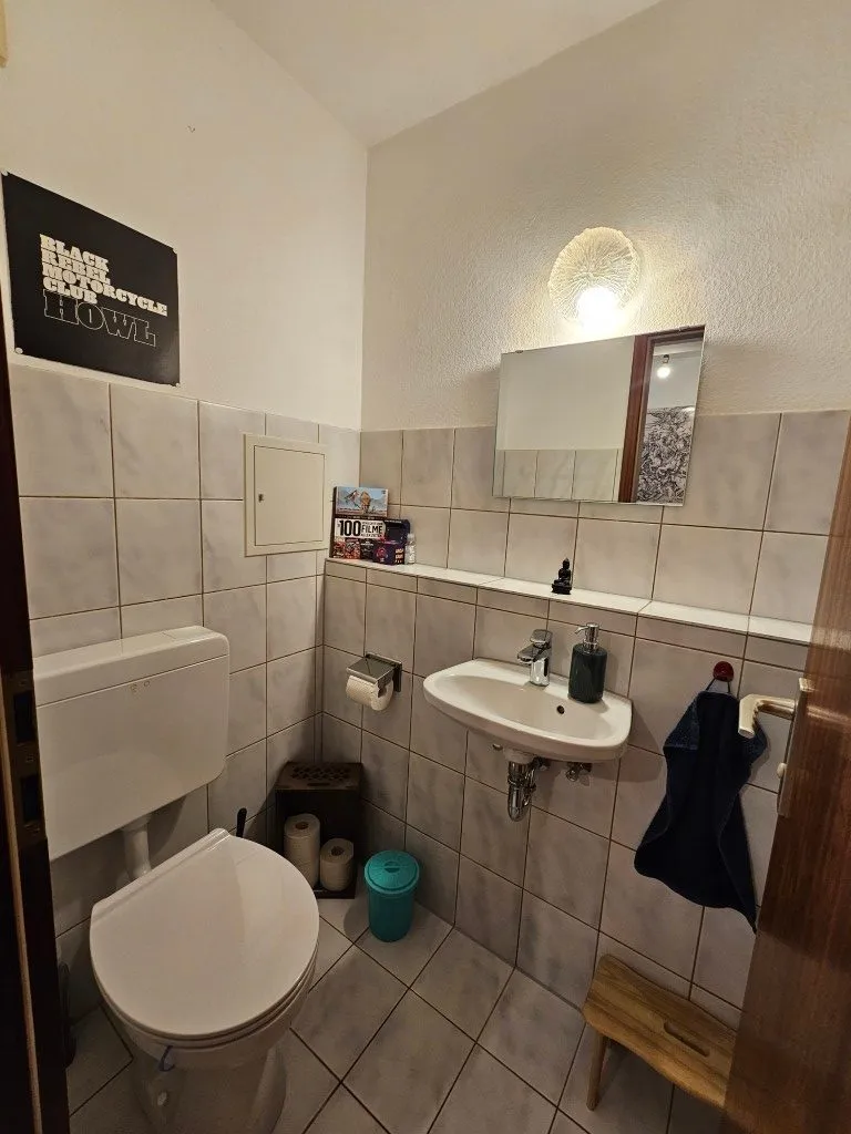 Immobilienangebot - Karlsruhe - Alle - Attraktive Kapitalanlage nahe Universität – Vermietete 2-Zimmer-Wohnung mit Garage in Karlsruhe