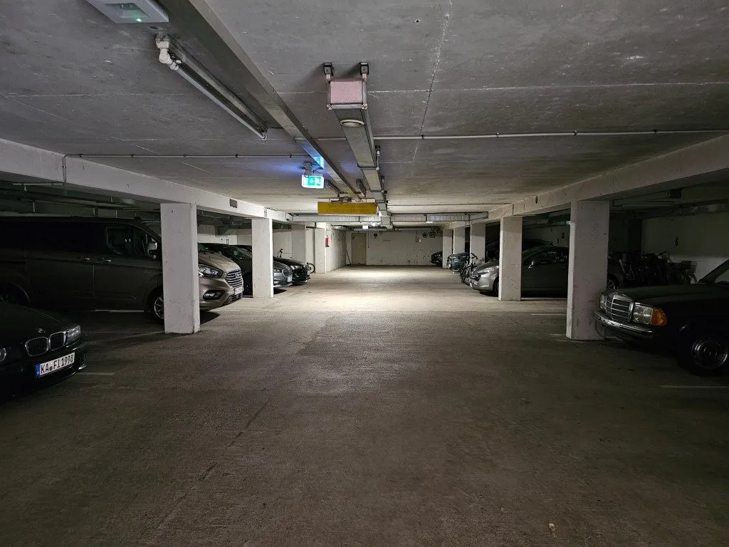 Immobilienangebot - Karlsruhe - Alle - Attraktive Kapitalanlage nahe Universität – Vermietete 2-Zimmer-Wohnung mit Garage in Karlsruhe