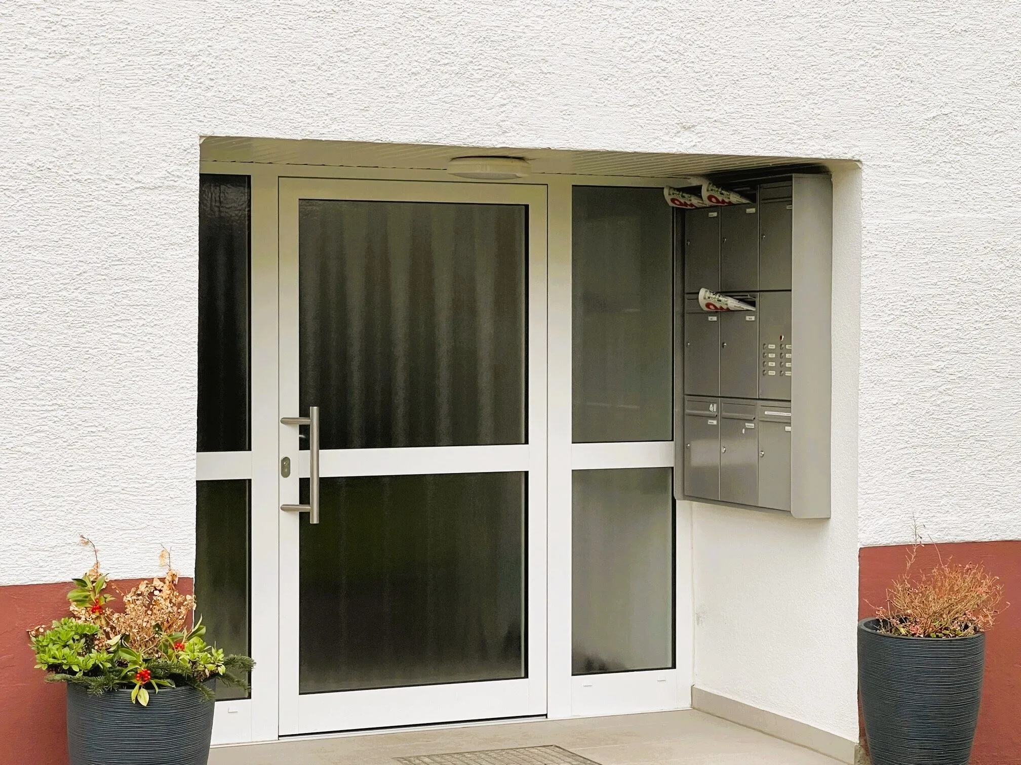 1LangEingangsbereich Immobilienangebot - Rastatt - Alle - Erstbezug nach Renovierung: 3-Zimmer-Erdgeschosswohnung mit Balkon in Rastatt zu vermieten!