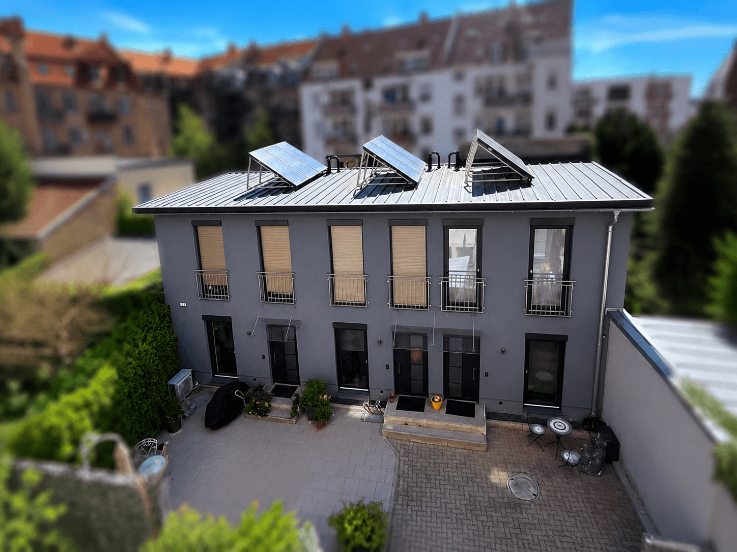 Immobilienangebot - Karlsruhe - Alle - Top Invest ! 3 hochwertige Maisonette-Wohnungen in ruhigem Rückgebäude nahe KIT Karlsruhe-Oststadt