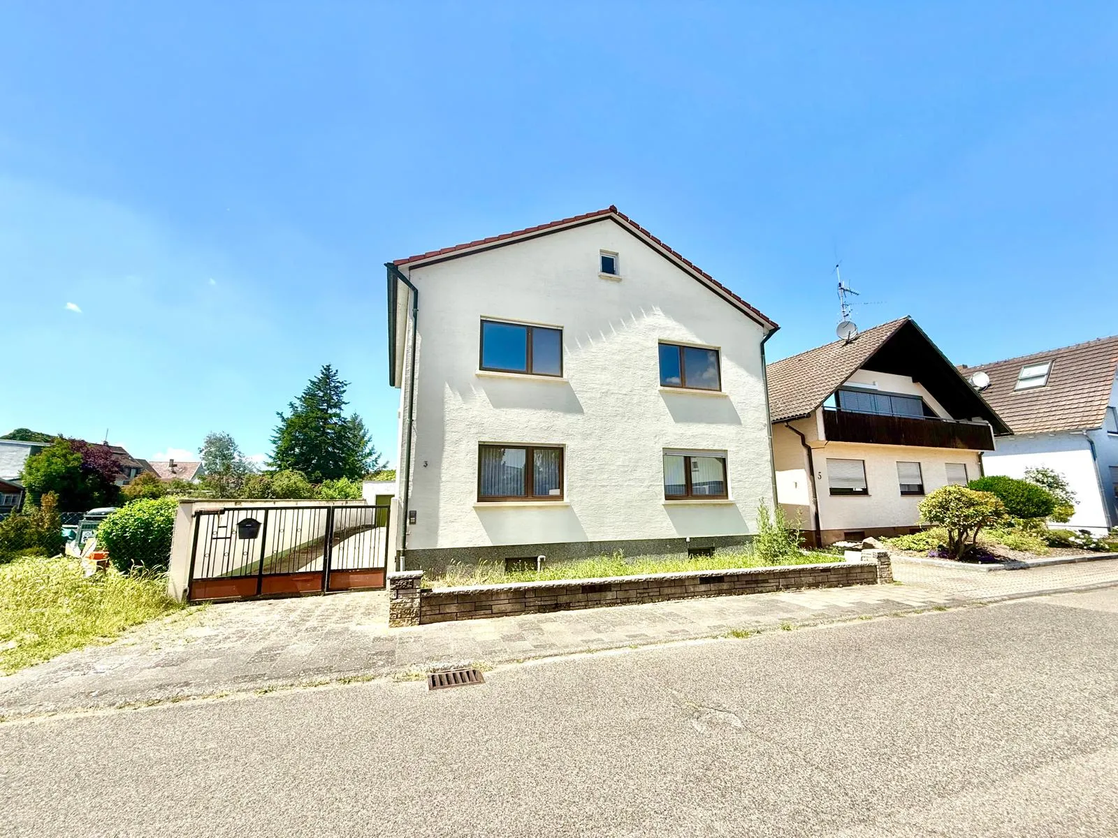 Immobilienangebot - Oberhausen-Rheinhausen - Alle - Seltene Gelegenheit: Großes Grundstück mit Bestandsimmobilie in Oberhausen-Rheinhausen