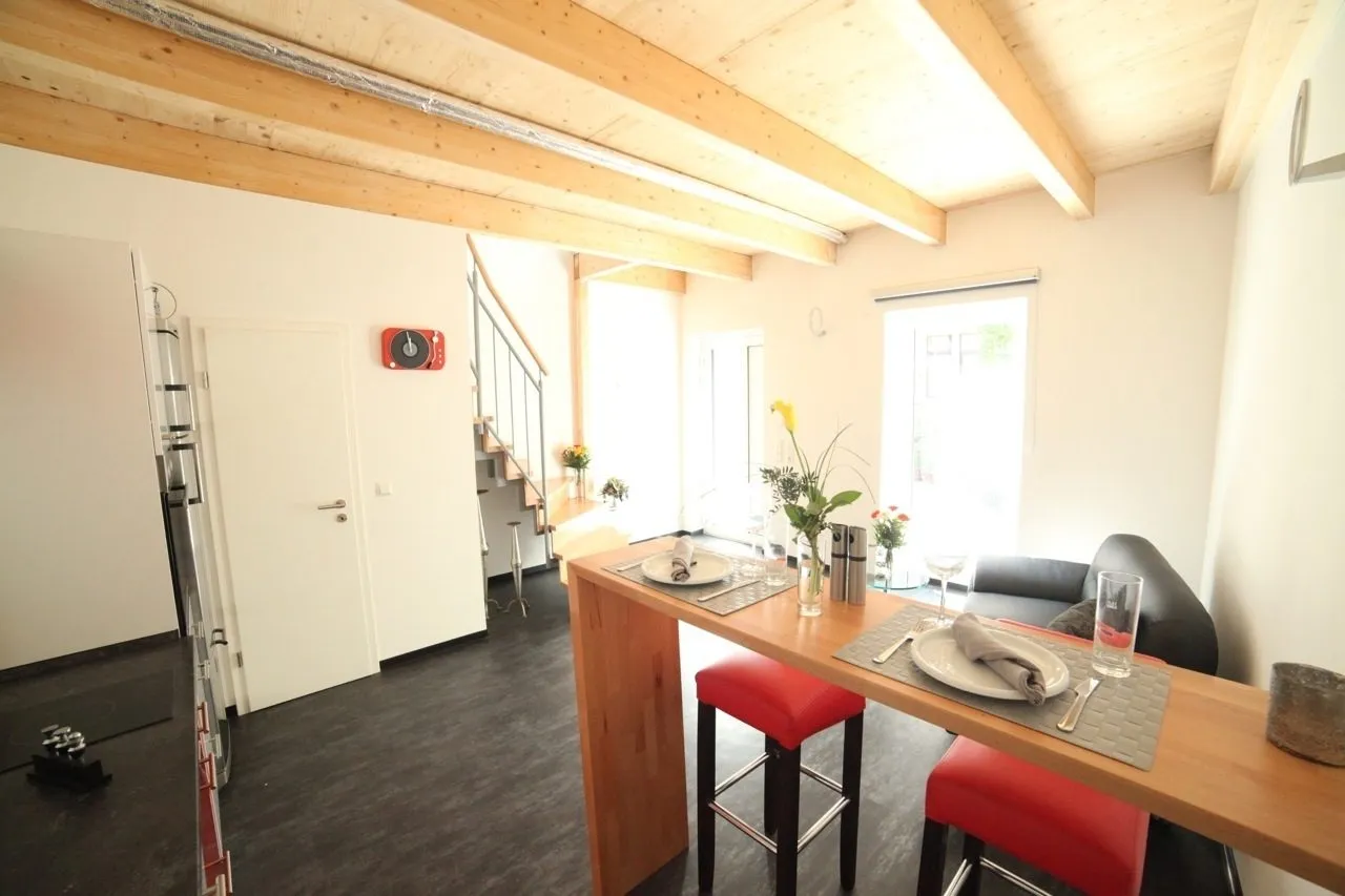 Immobilienangebot - Karlsruhe - Alle - Top Invest ! 3 hochwertige Maisonette-Wohnungen in ruhigem Rückgebäude nahe KIT Karlsruhe-Oststadt