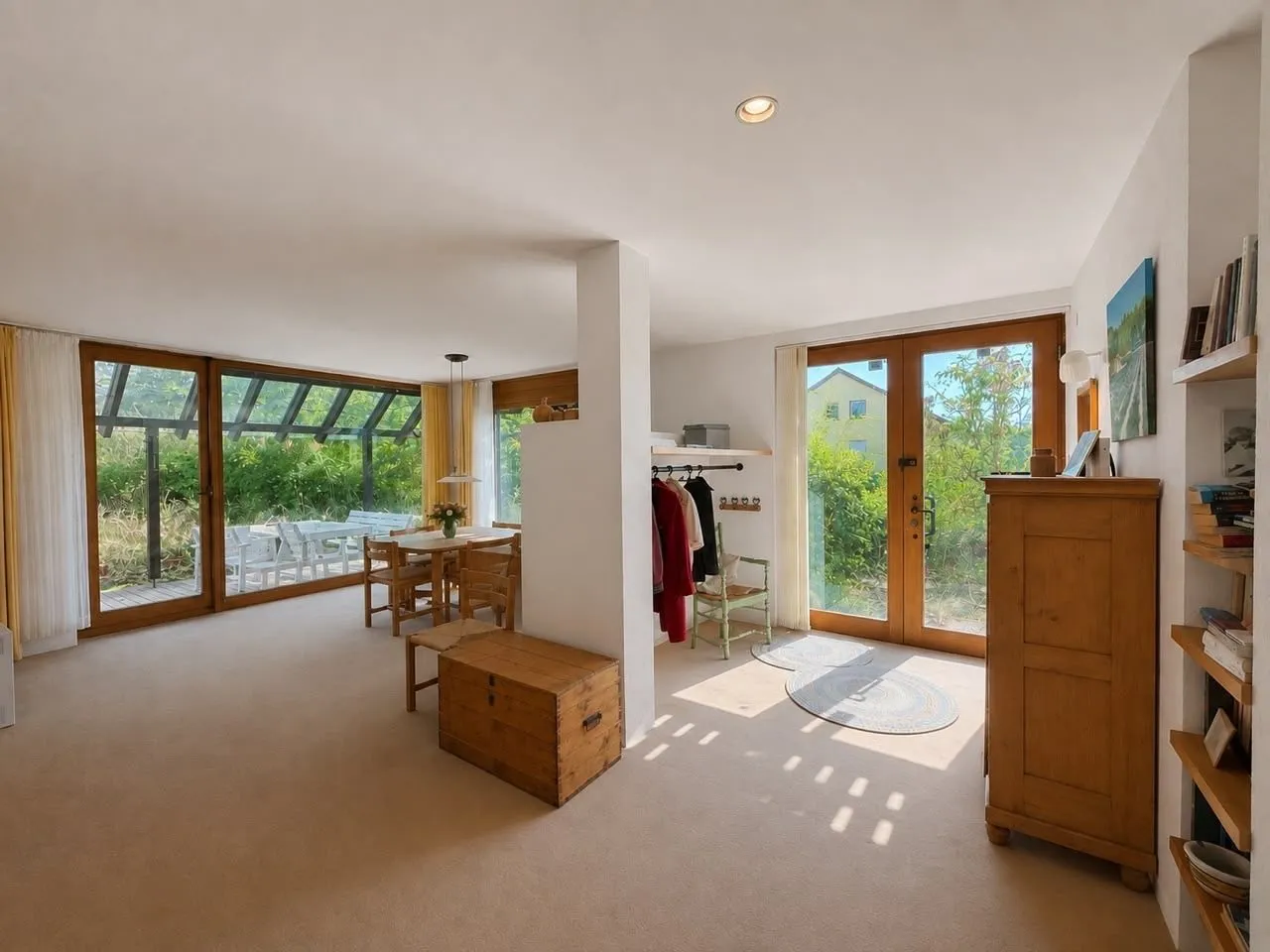 Immobilienangebot - Weingarten (Baden) - Alle - Ein Zuhause mit außergewöhnlichem Raumangebot – 228 m² Wohnen direkt an den Weinbergen